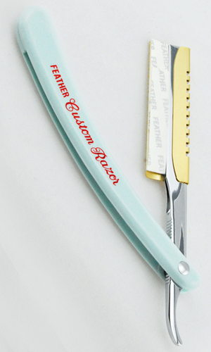 Feather Custom Razor